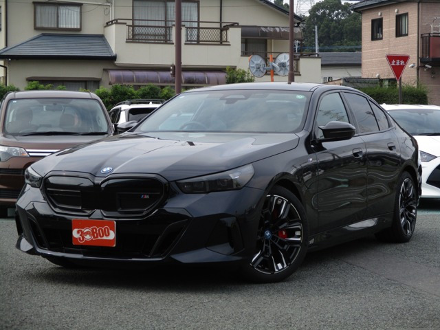 BMW i5 
