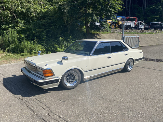 日産 セドリック 