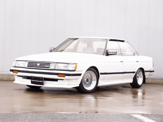 トヨタ マークIIセダン 