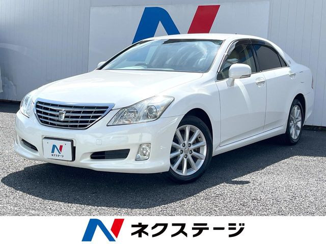 トヨタ クラウン 