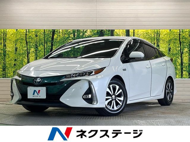 トヨタ プリウスPHV 