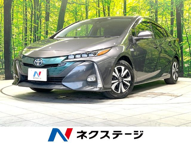 トヨタ プリウスPHV 