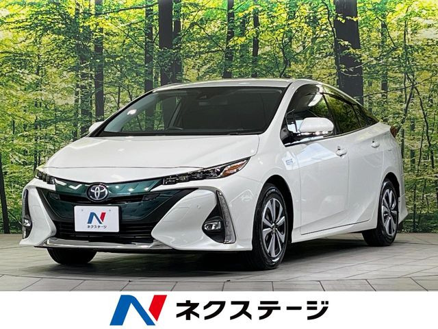 トヨタ プリウスPHV 