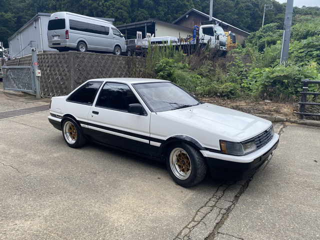 トヨタ カローラレビン 