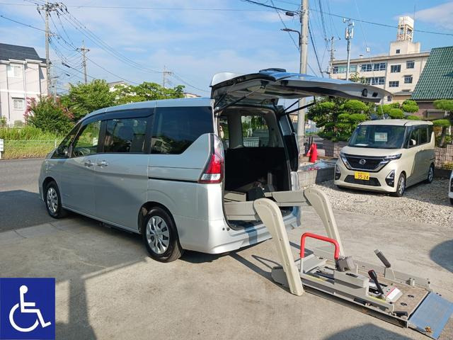 日産 セレナ 