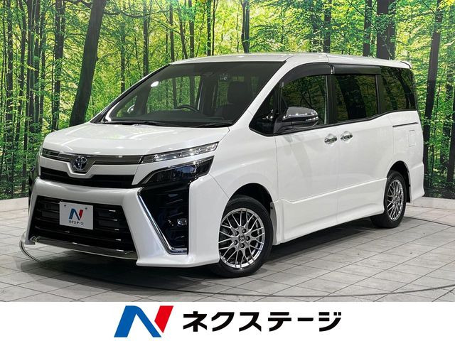 トヨタ ヴォクシー 