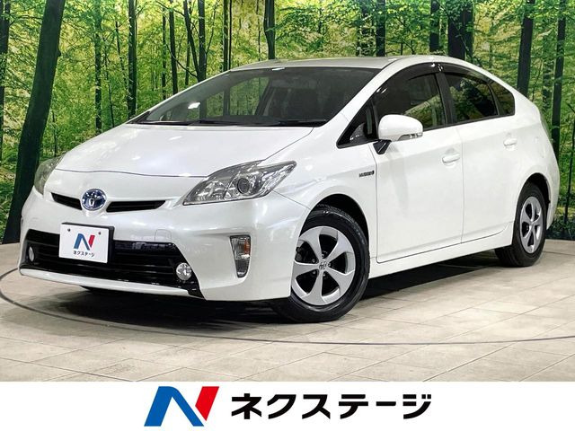 トヨタ プリウス 