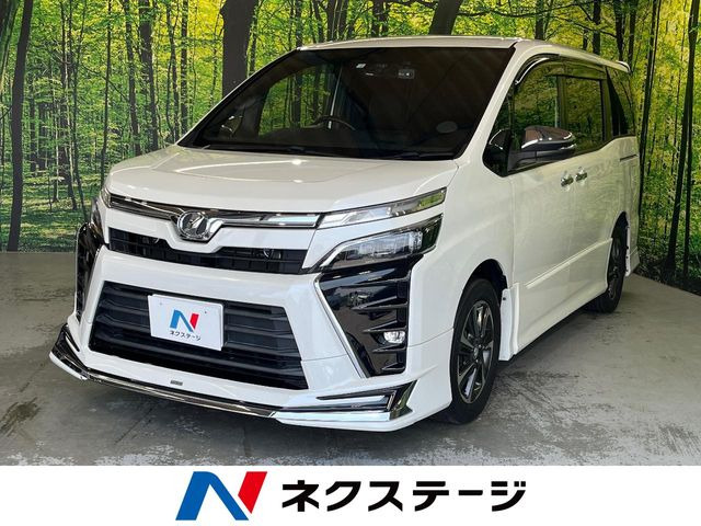 トヨタ ヴォクシー 