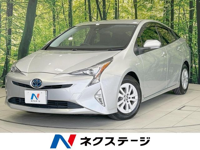 トヨタ プリウス 