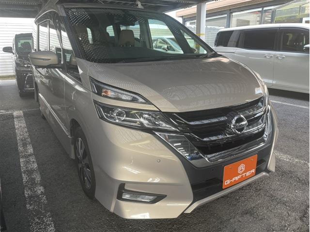 日産 セレナ 