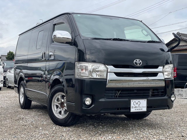 トヨタ レジアスエース 