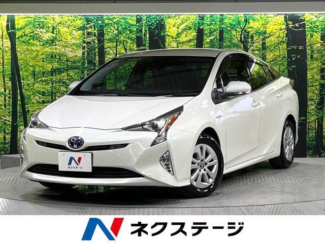 トヨタ プリウス 