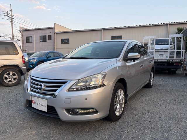 日産 シルフィ 