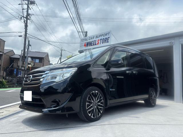 日産 セレナ 