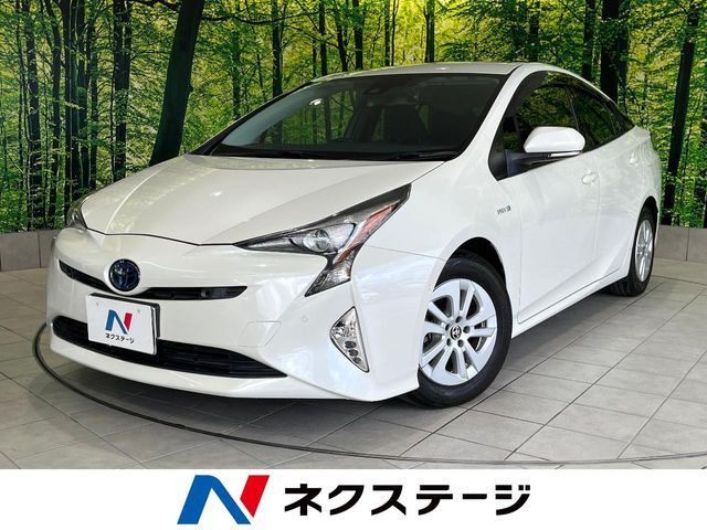 トヨタ プリウス 
