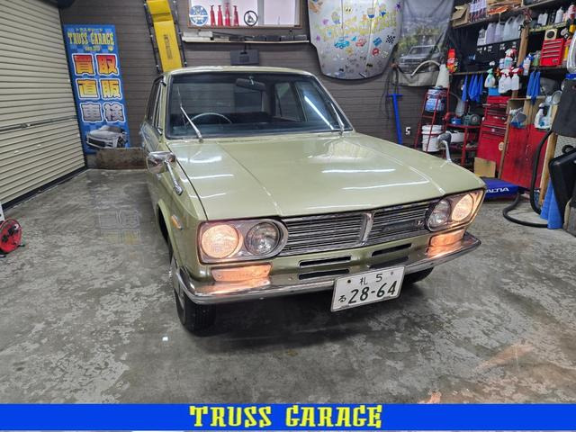 日産 ローレル 