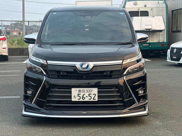 トヨタ ヴォクシー 