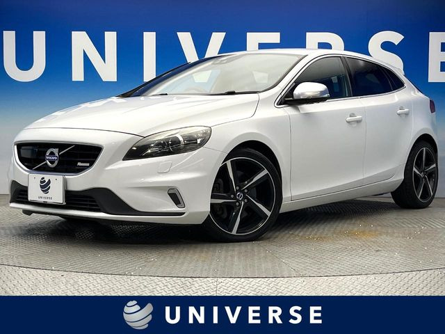 ボルボ V40 