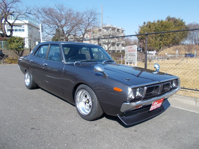 日産 スカイライン 