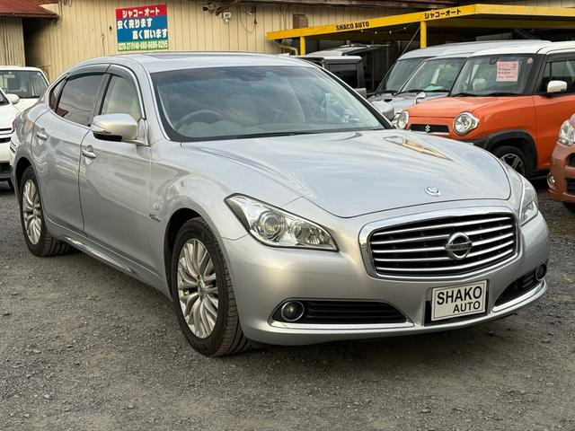 日産 シーマハイブリッド 