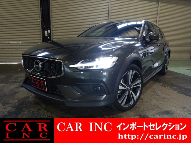 ボルボ V60クロスカントリー 