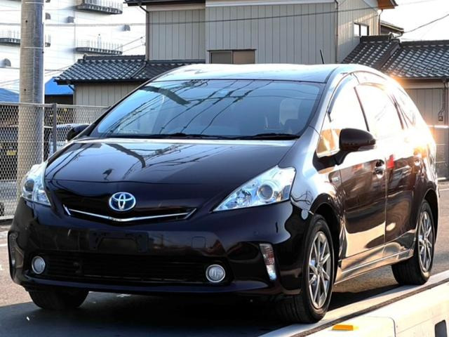 トヨタ プリウスα 