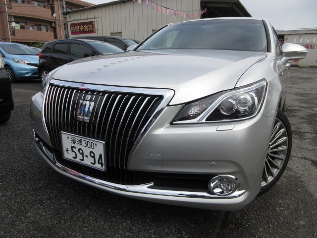 トヨタ クラウンマジェスタ 