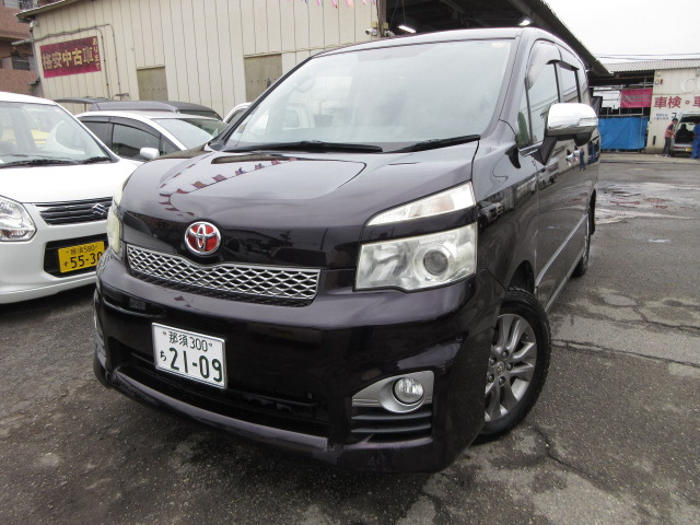 トヨタ ヴォクシー 