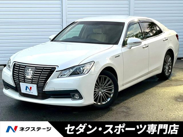 トヨタ クラウン 