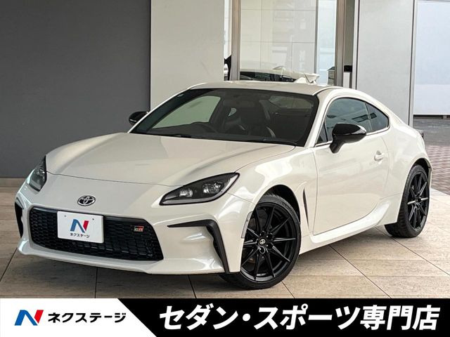 トヨタ GR86 