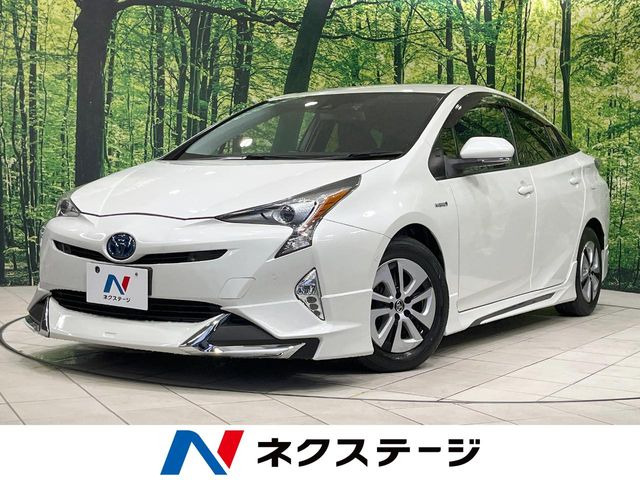 トヨタ プリウス 