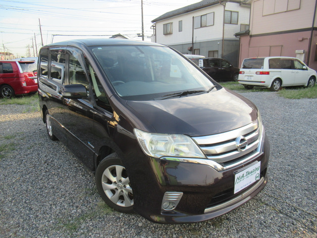 日産 セレナ 