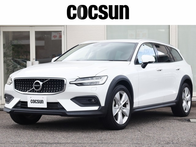 ボルボ V60クロスカントリー 