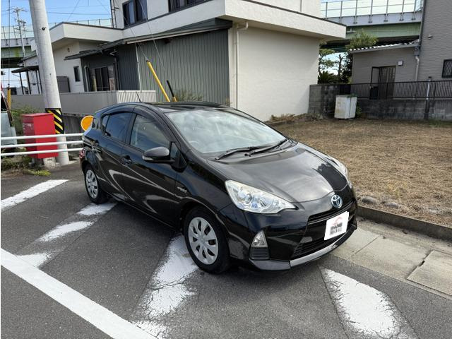トヨタ アクア 