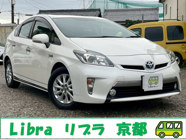 トヨタ プリウスPHV 