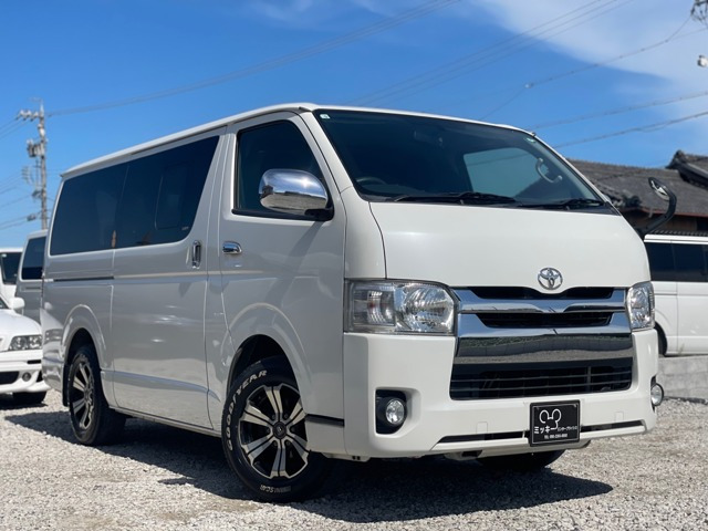 トヨタ ハイエースバン 