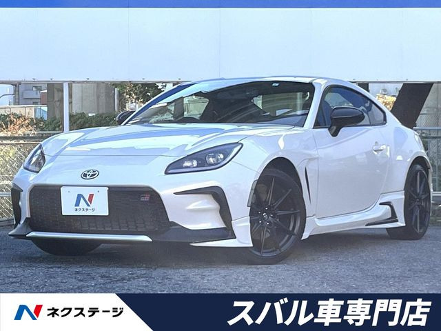 トヨタ GR86 