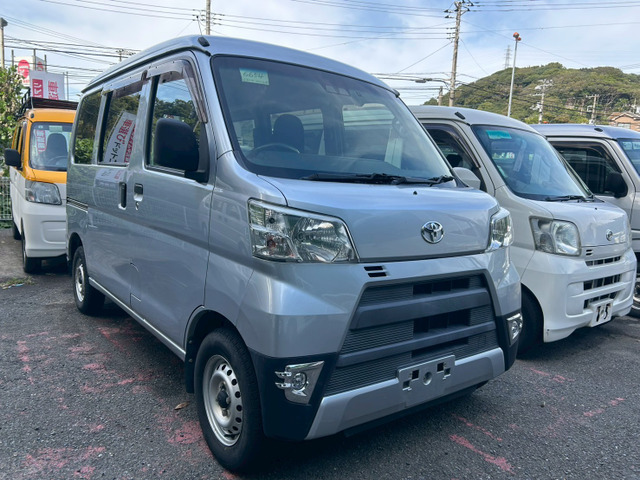 トヨタ ピクシスバン 