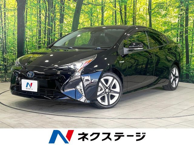 トヨタ プリウス 