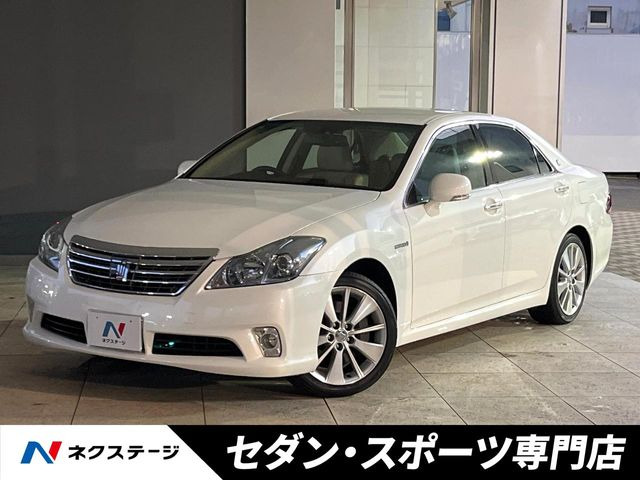 トヨタ クラウンハイブリッド 
