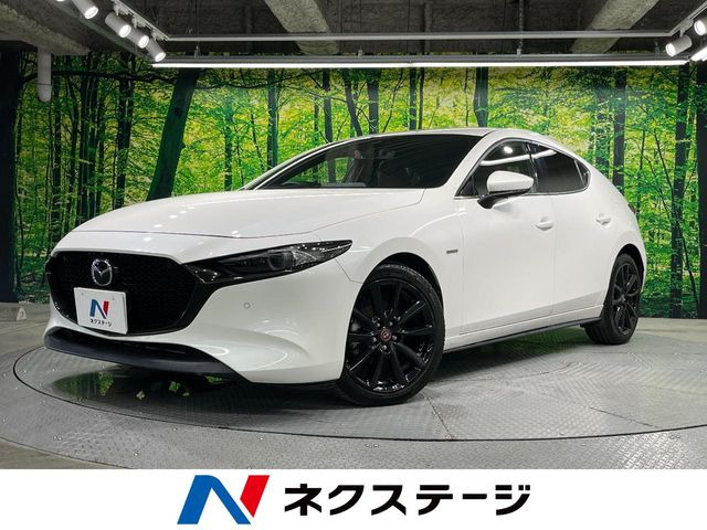 マツダ MAZDA3ファストバック 