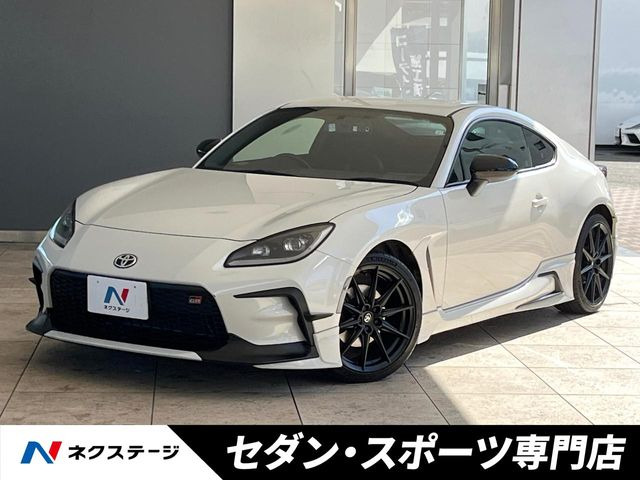 トヨタ GR86 