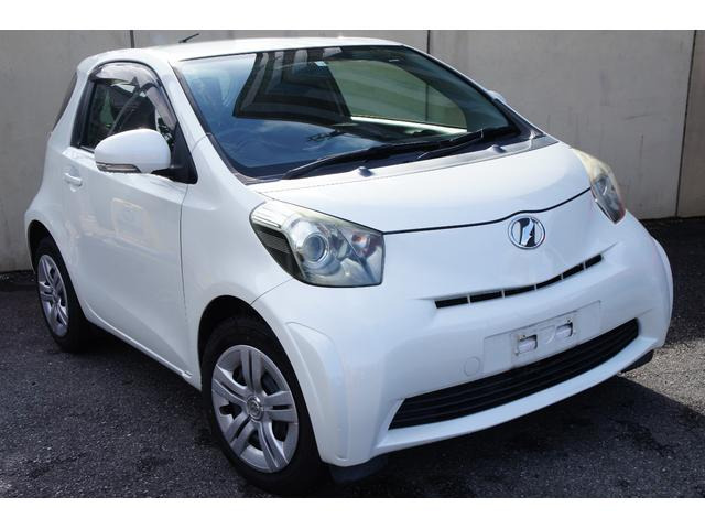 トヨタ iQ 