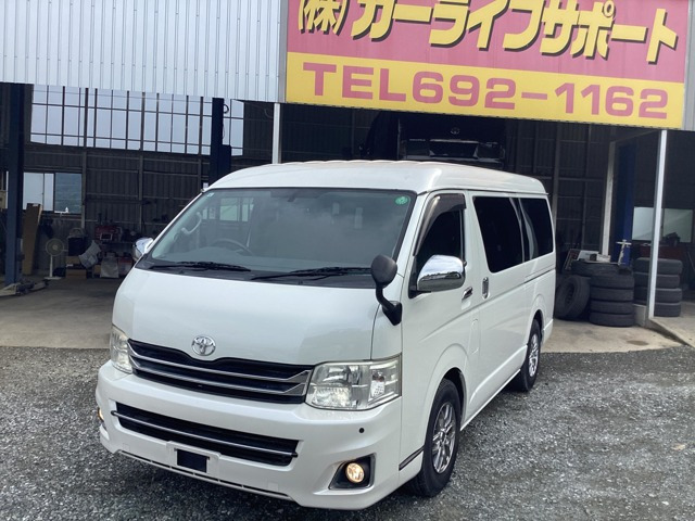 トヨタ ハイエースバン 