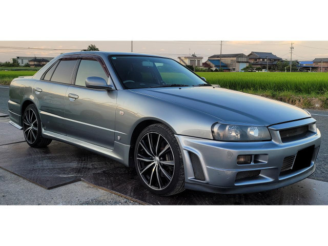 日産 スカイライン 