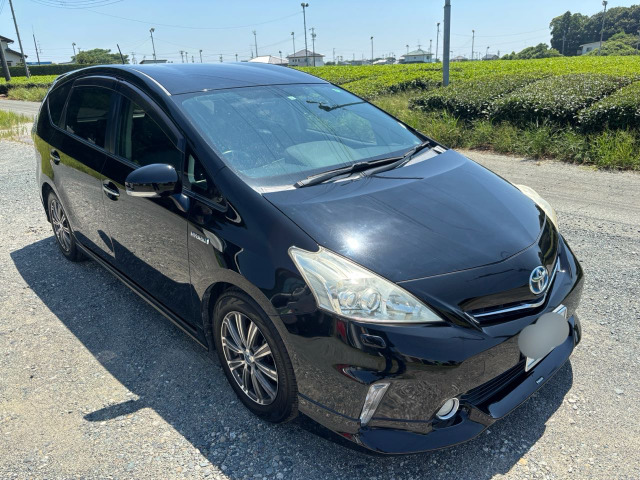 トヨタ プリウスα 