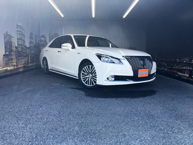 トヨタ クラウンマジェスタ 