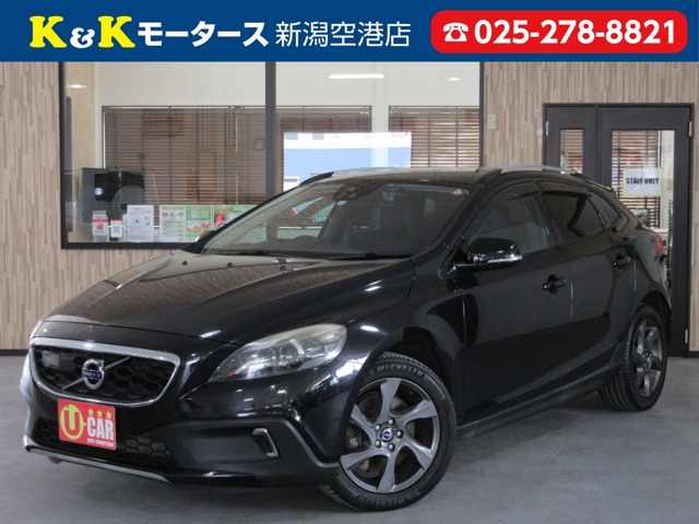 ボルボ V40クロスカントリー 
