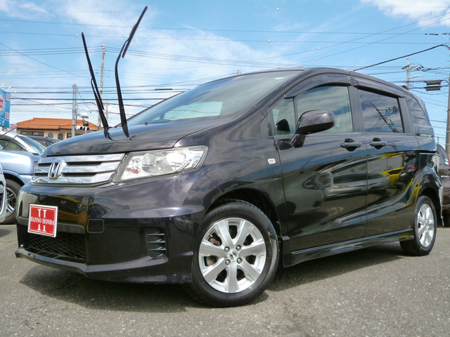 ホンダ フリードスパイク 