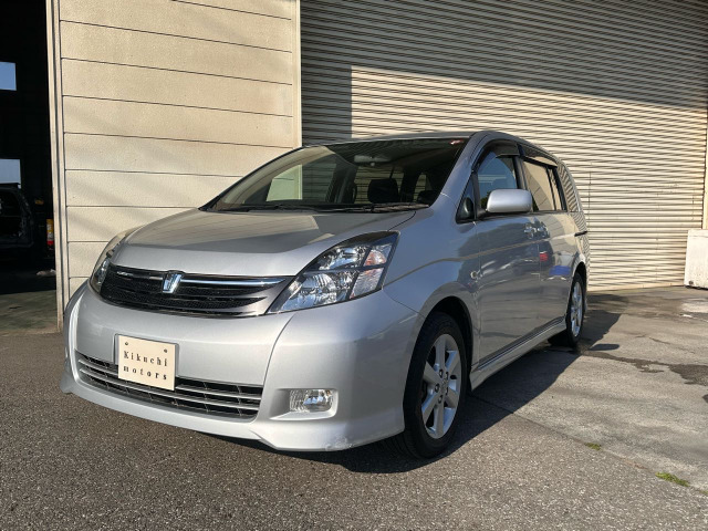 トヨタ アイシス 